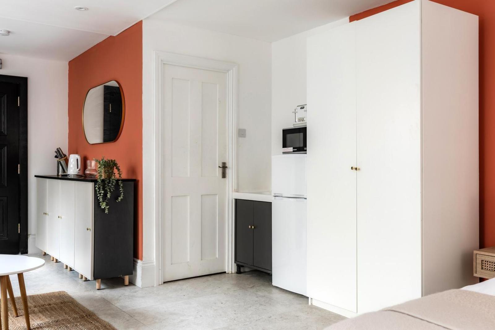 Regents Street's Superb Studios! * Londres